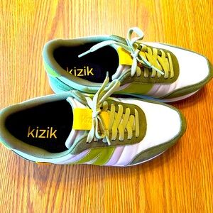 Kizik Unisex Vintage Running Shoes Green Yellow & White Excellent Condition